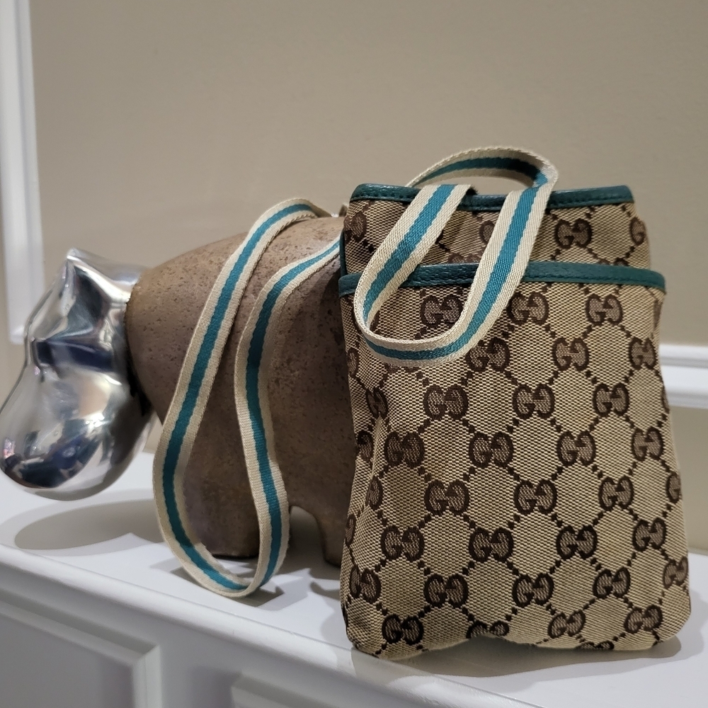 Gucci GG Canvas Sherry Line Shoulder Mini Crossbody Bag, Authentic!!